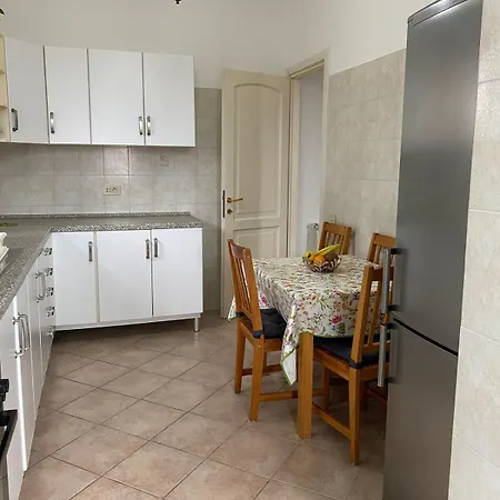 Al Numero 16 Apartment *